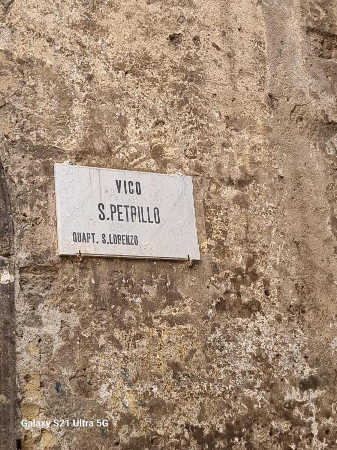 Apartament Dint ' O Vico San Petrillo Neapol Zewnętrze zdjęcie